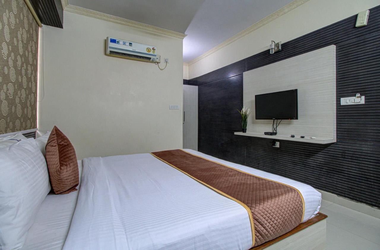 Hotel Royal Classio, Bengaluru Kültér fotó